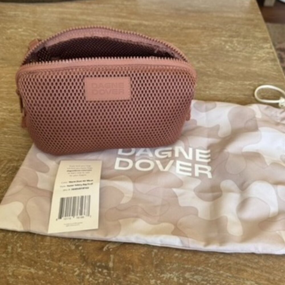 EUC! Dagne Dover Small Hunter Toiletry Case - Warm Dust